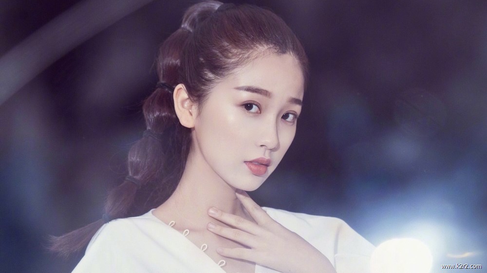 小清新水灵养眼少女白嫩雪肌个人图片