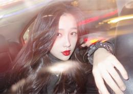 小清新水灵养眼少女白嫩雪肌个人图片