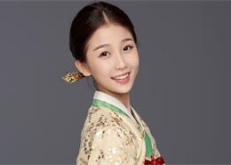 小清新水灵养眼少女白嫩雪肌个人图片