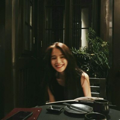 头像女下半部位图片透明高清