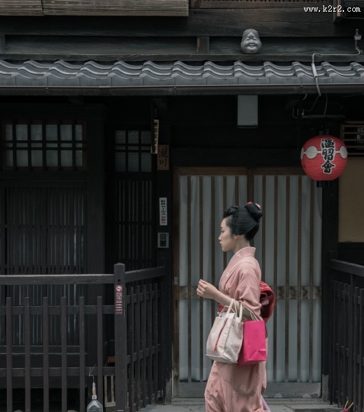 穿和服的日本美女图片