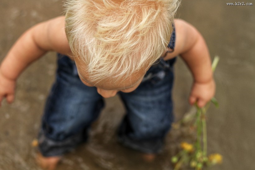 调皮可爱的婴儿宝宝图片