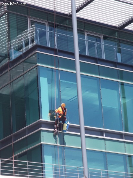 辛苦的清洁工人图片