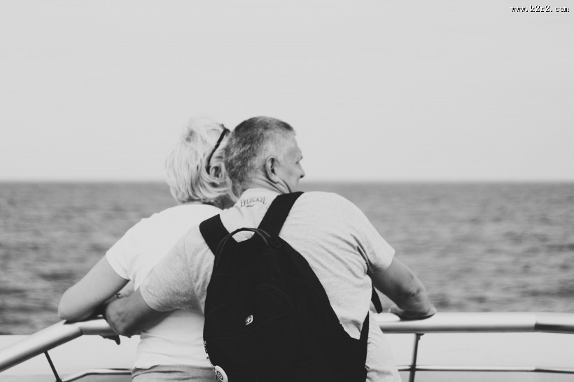 情侣黑白摄影图片大全