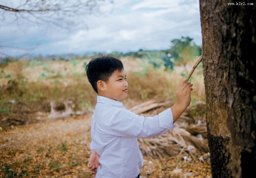 胖乎乎的少年图片