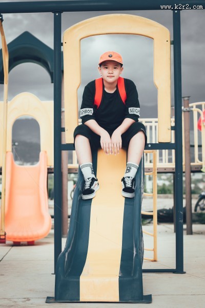 胖乎乎的少年图片