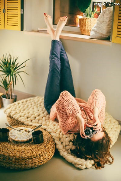 穿牛仔裤的美女图片大全