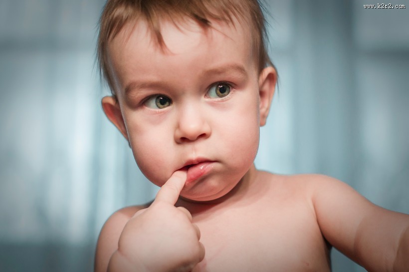 可爱的国外小男孩图片