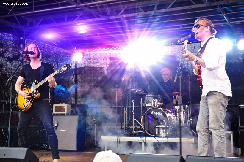 明星音乐演唱会现场图片