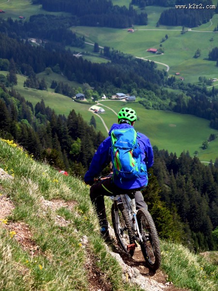 骑山地自行车的人图片大全