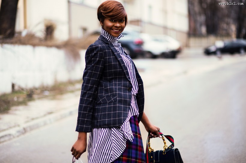 穿西装的女模特图片大全