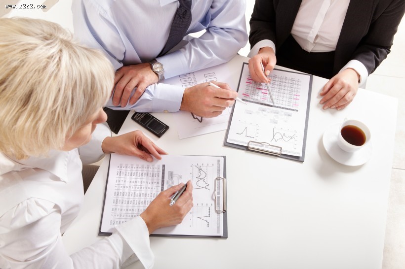 办公室小组会议图片大全