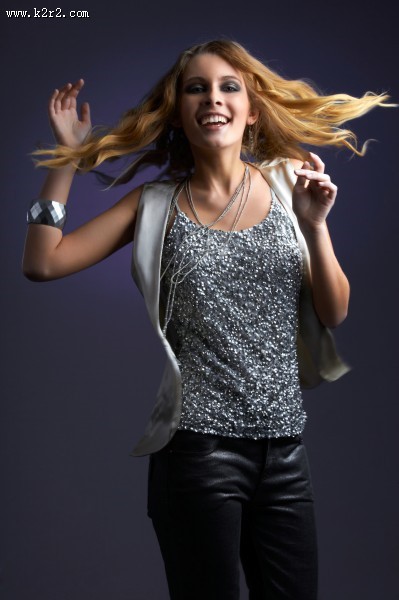 笑容满面的美女图片大全