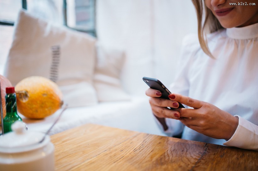 咖啡厅里的美女图片大全