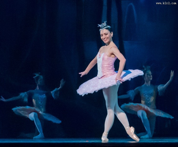 优美的芭蕾舞表演图片