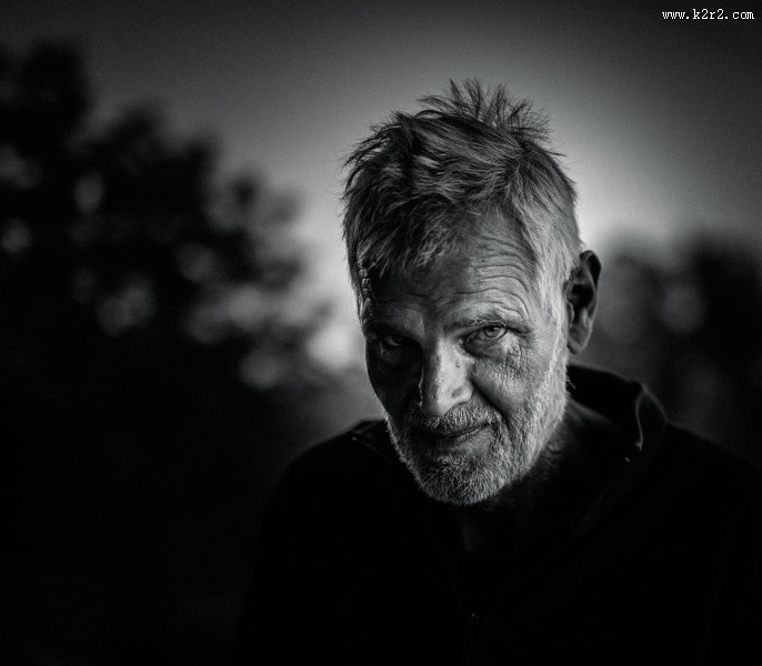 满脸皱纹的老爷爷图片