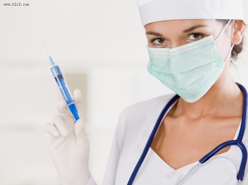 穿白大褂的女医生图片