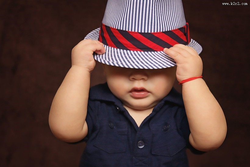 调皮可爱的小男孩图片大全