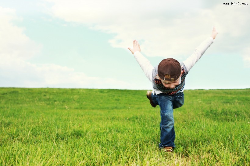 调皮可爱的小男孩图片大全