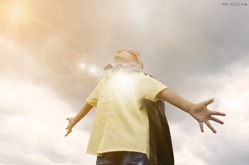 调皮可爱的小男孩图片大全