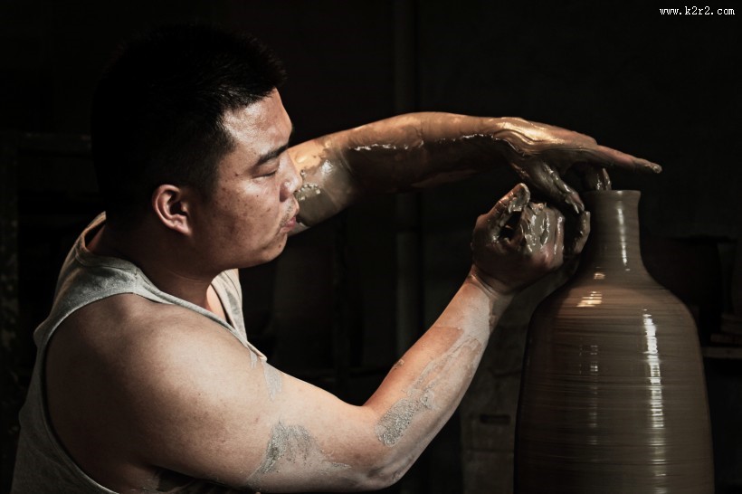 在工作的人们图片