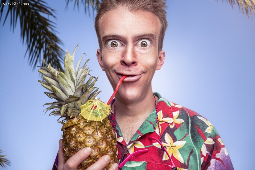 表情动作搞怪的人图片