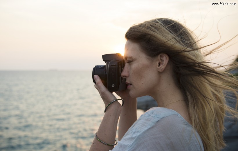 摄影的女孩图片