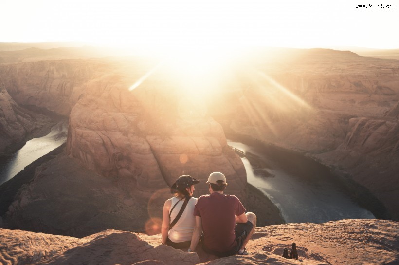 幸福的情侣图片