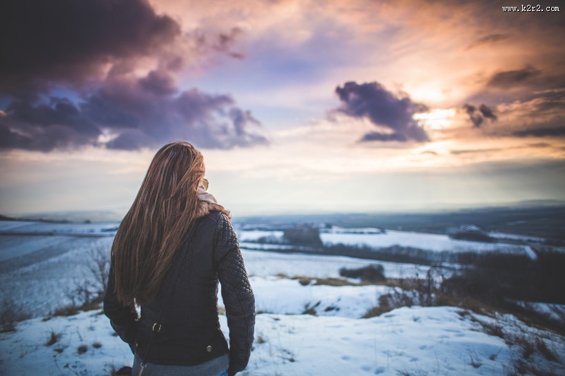 美女的背影图片