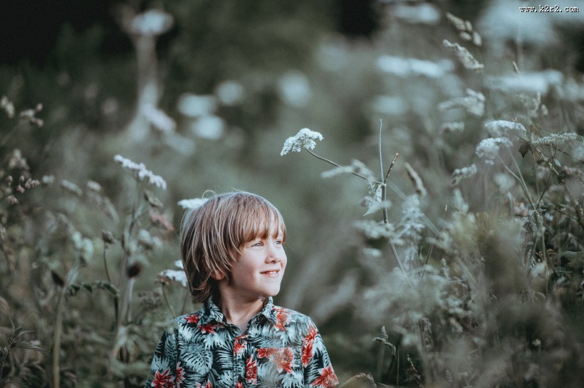 可爱的小男孩图片