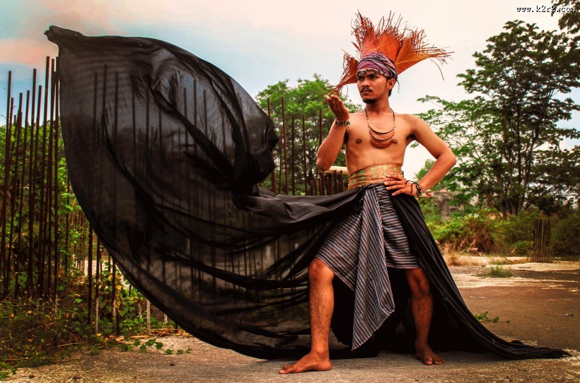 正在跳舞的人图片