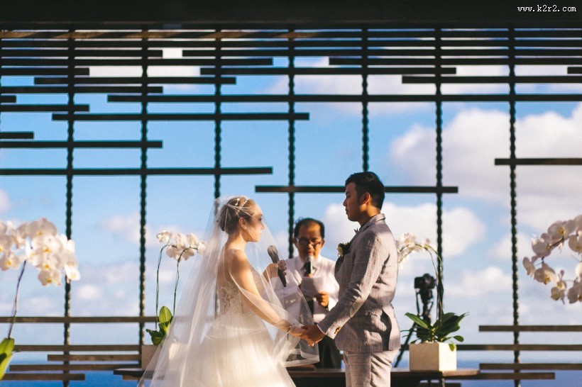 神圣的婚礼图片