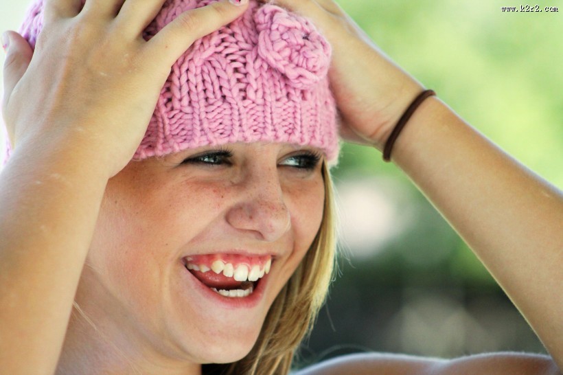 开心的女孩图片大全