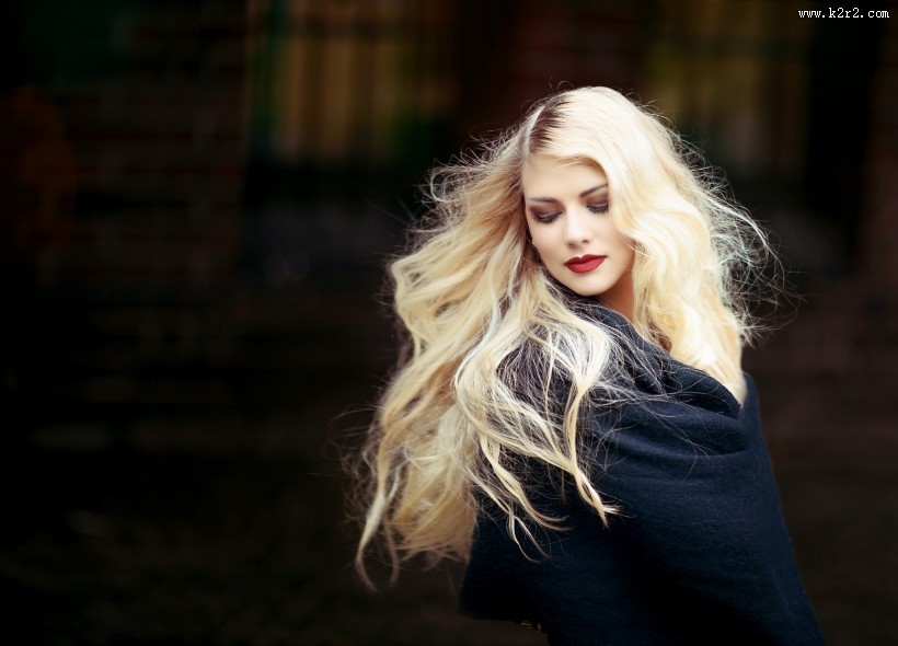 的金发美女图片