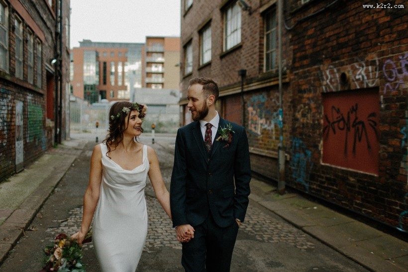 甜蜜的新郎新娘图片