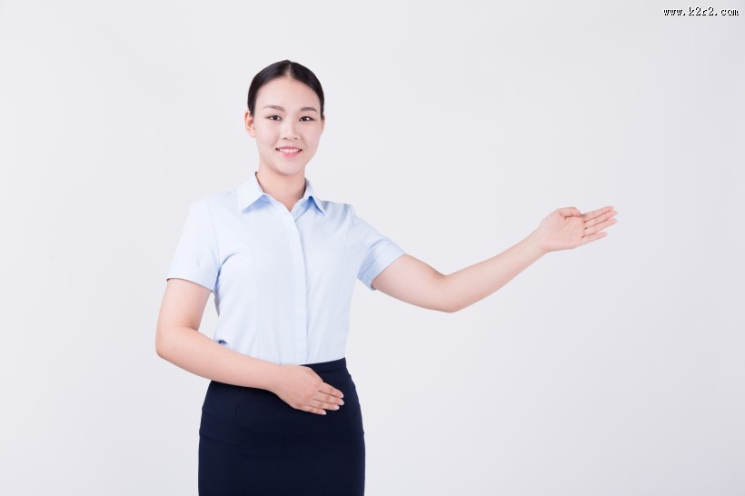女性客服展示欢迎动作图片