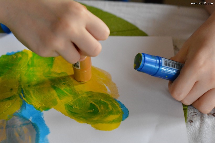 画画的儿童图片大全