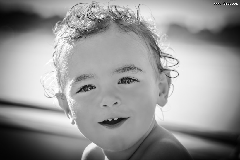 欢笑的孩子图片