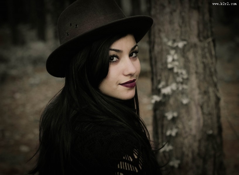 长发的美女图片