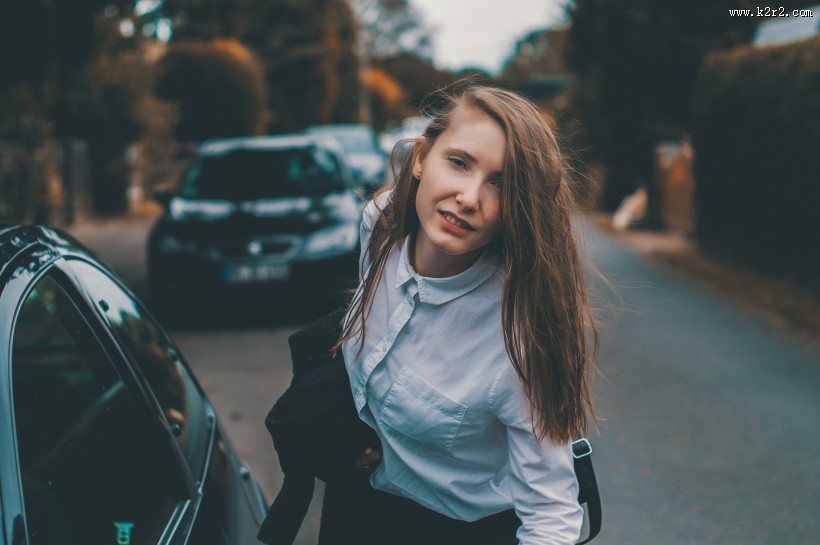 长发的美女图片