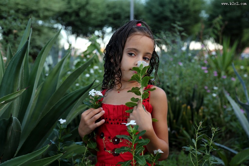 可爱卷发儿童图片大全