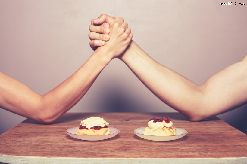 掰手腕的手部姿势图片大全