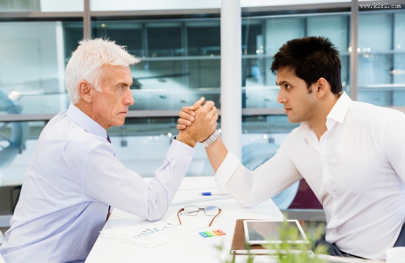 掰手腕的手部姿势图片大全