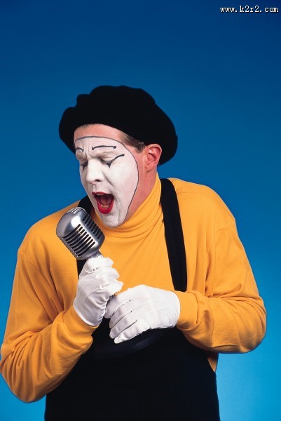 孤独的小丑演员图片