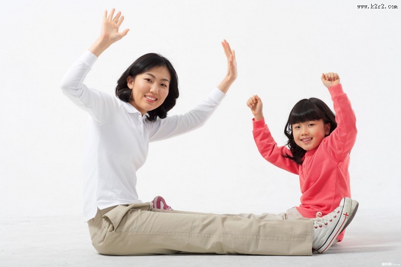 妈咪和宝宝在一起的图片