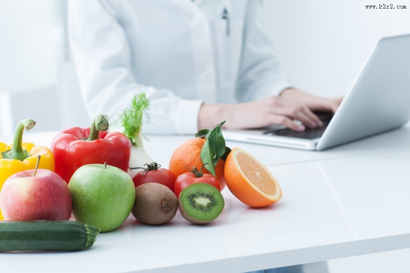 笑容很漂亮的美女医生图片