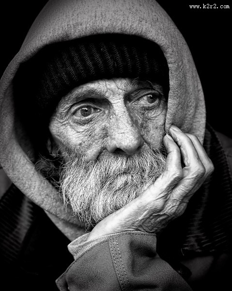 流浪者人物特写图片