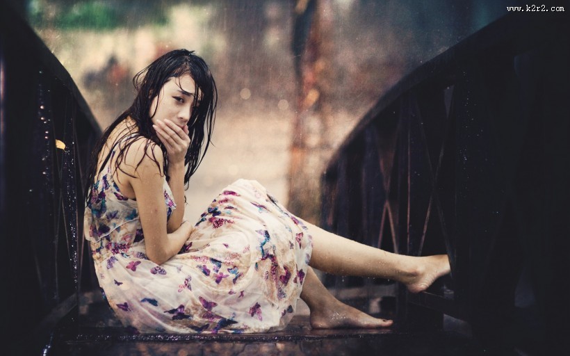 唯美的女孩图片