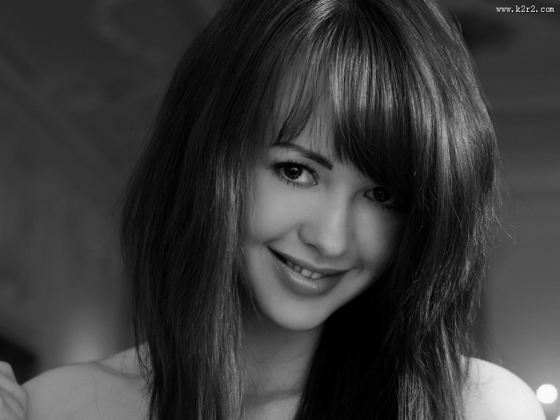 黑白照美女图片