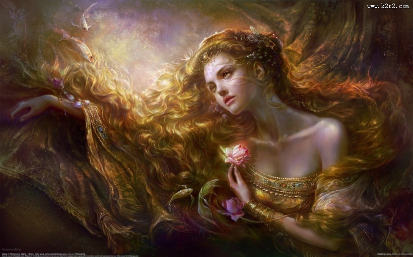 戴首饰的女孩图片